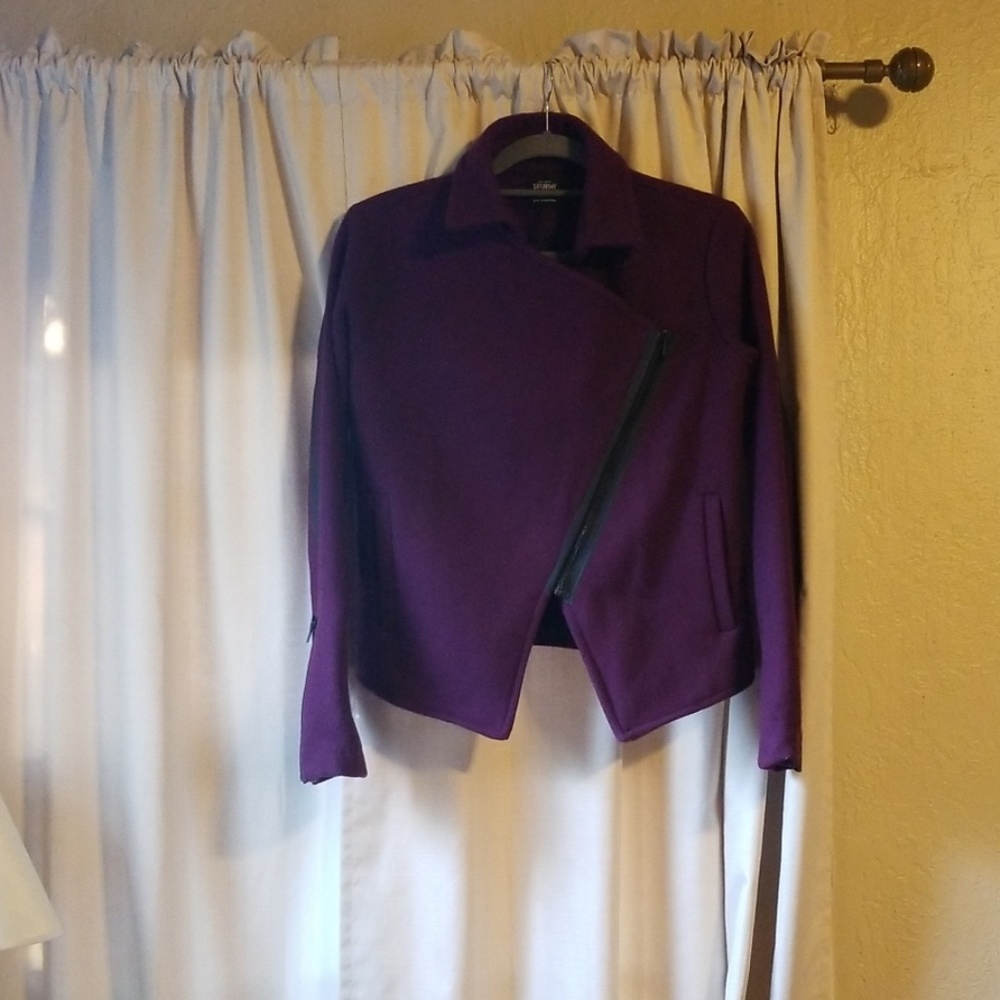 Coat - Picture 4 of 4